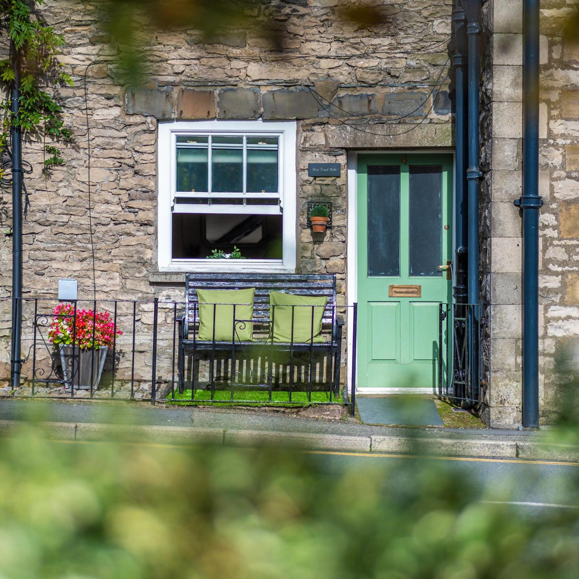 Wee Toad Hole Heart Of Kendal - Cottage Sleeps 4-6 - Dogs Welcome Esterno foto
